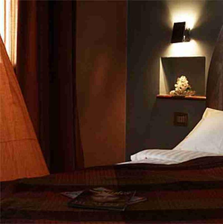 דקר Hotel Le Djoloff מראה חיצוני תמונה